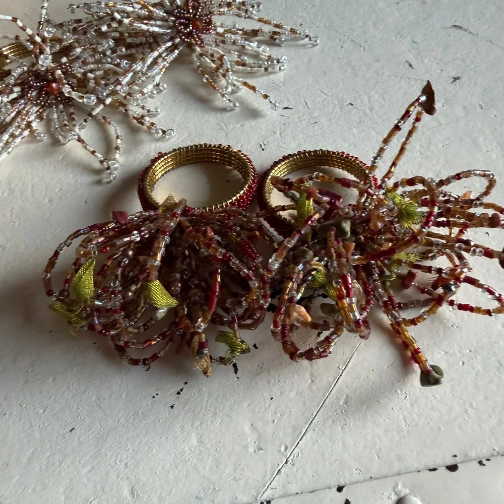 Beaded‎ Napkin Rings Multicolor Beaded Floral Starburst Set of 6 Glam
